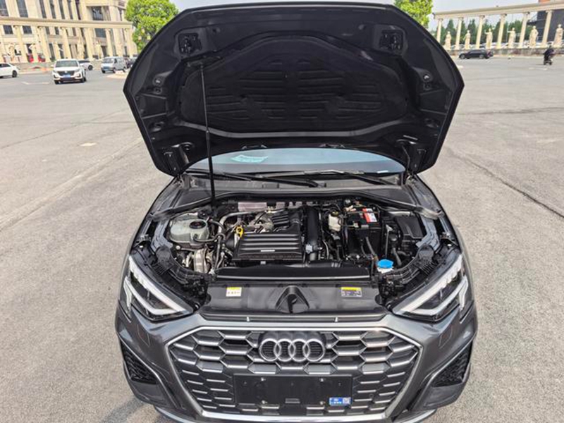 Audi 2023 Audi A3 Facelift – Sportback 35 TFSI
