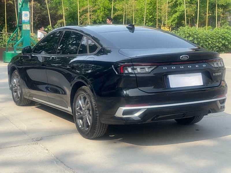 Ford Ford Mondeo 2025 2.0T EcoBoost Luxury Edition