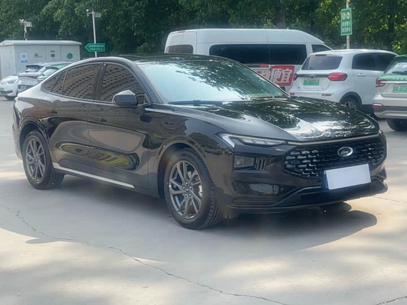 Ford Ford Mondeo 2025 2.0T EcoBoost Luxury Edition