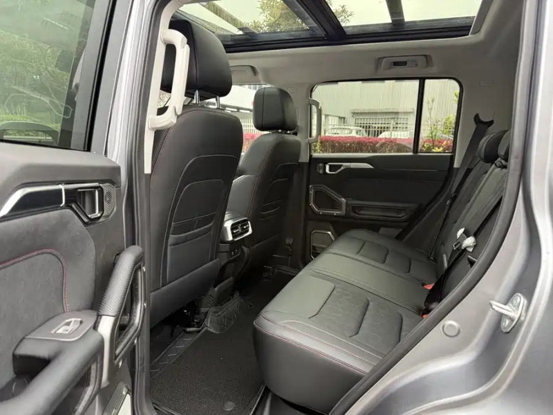 Jetour Jetour Traveler 2025 2.0TD DCT 4WD Star Defender
