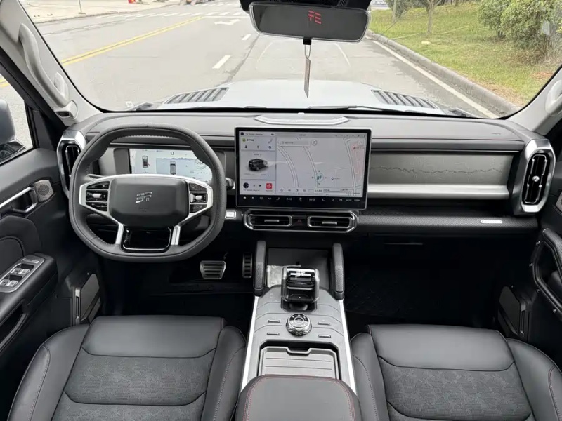 Jetour Jetour Traveler 2025 2.0TD DCT 4WD Star Defender