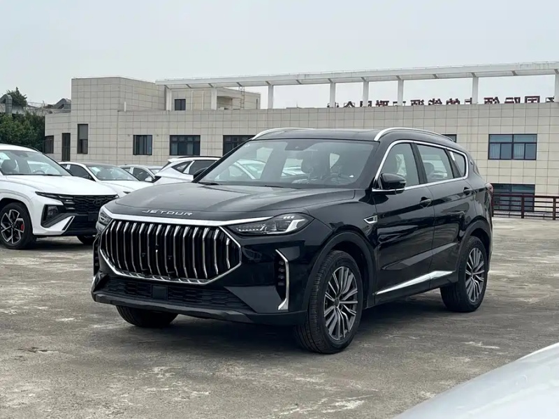 Jetour X70 PLUS 2025 1.5T DCT Champion PRO 7-Seater