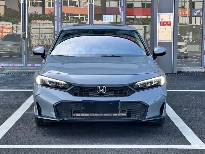 Honda Honda Civic 2025 240TURBO CVT Smart Plus