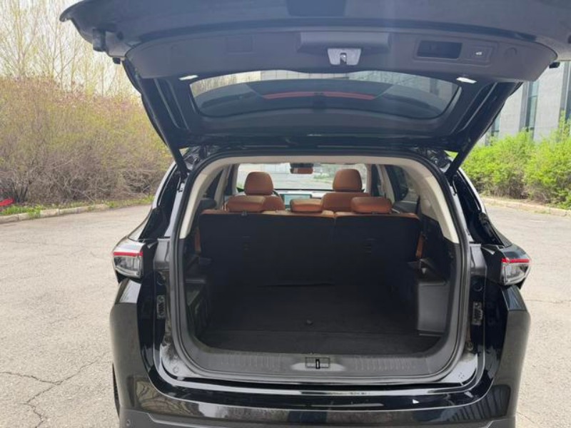 Jetour Jetour Shanhai L7 2024 1.5TD DHT MAX PHEV SUV edition