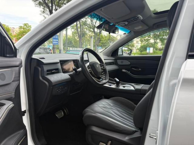 Jetour Jetour Shanhai L9 2024 1.5TD Pro PHEV Mid‑size edition