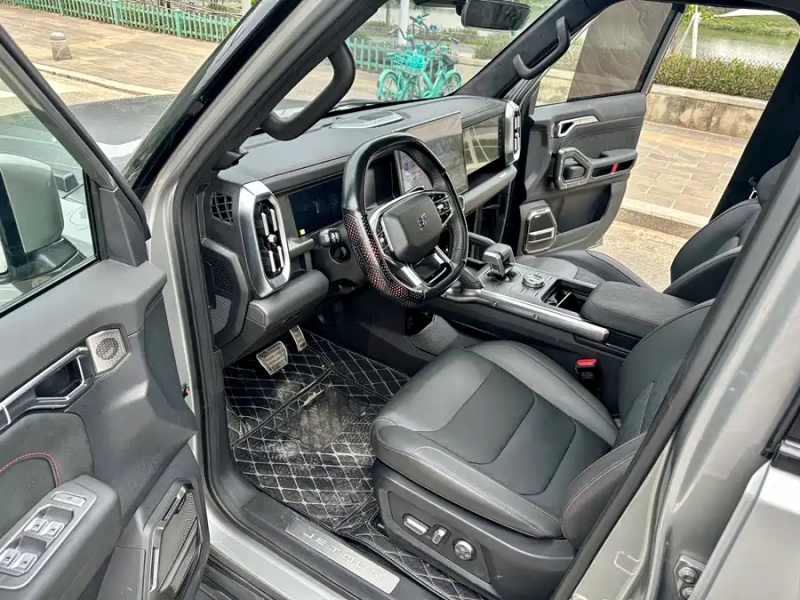 Jetour Jetour Traveler 2024 2.0T 4WD Cross PRO+ Entertainment Edition