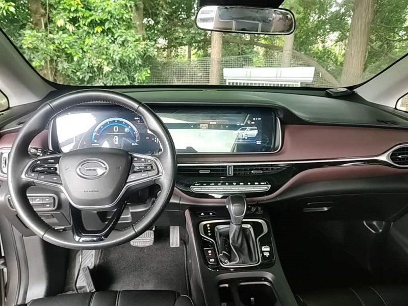 GAC Trumpchi Trumpchi M6 2021 270T DCT Elite Version (7-Seater)