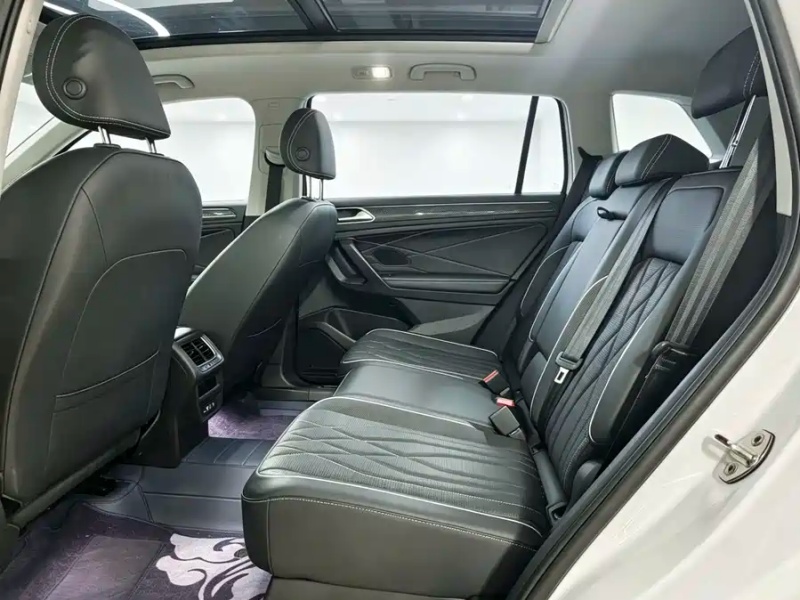 Volkswagen Volkswagen Tiguan L 2024 330TSI Automatic 2WD R-Line Luxury Edition