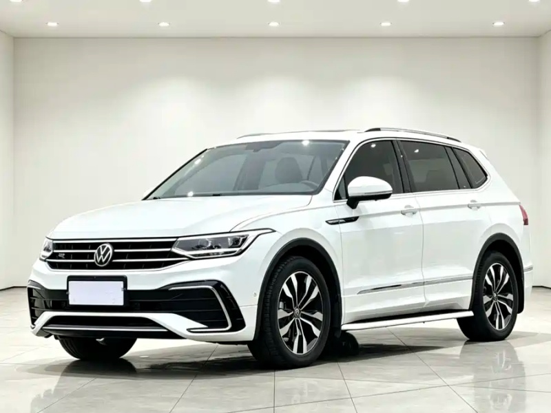 Volkswagen Tiguan L 2024 330TSI Automatic 2WD R-Line Luxury Edition