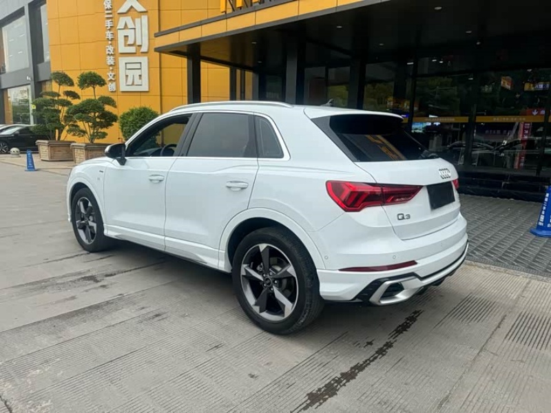 Audi Audi Q3 2024 35 TFSI Sport Dynamic Edition