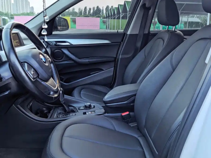 BMW BMW X1 2018 sDrive18Li Fashion Model