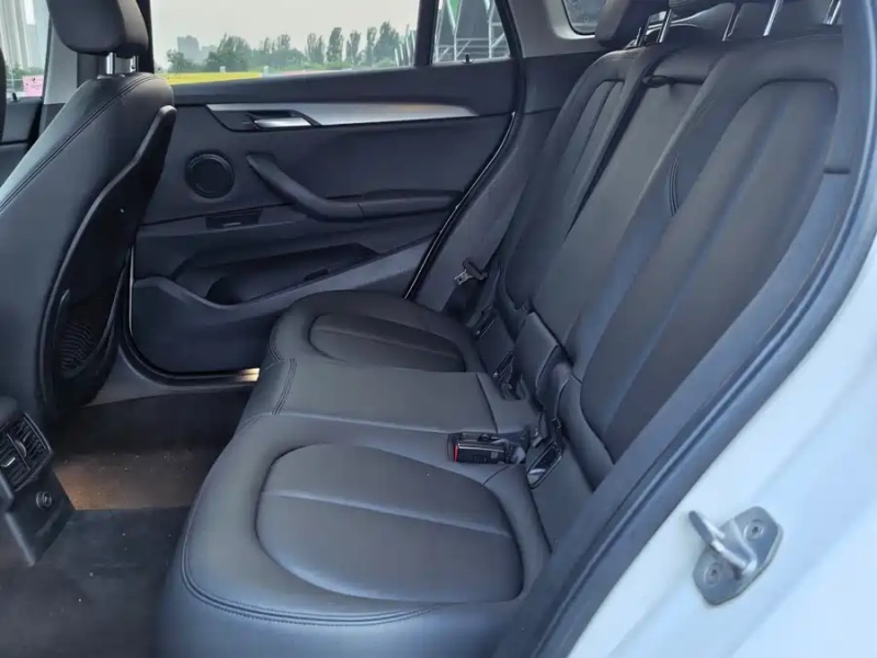BMW BMW X1 2018 sDrive18Li Fashion Model