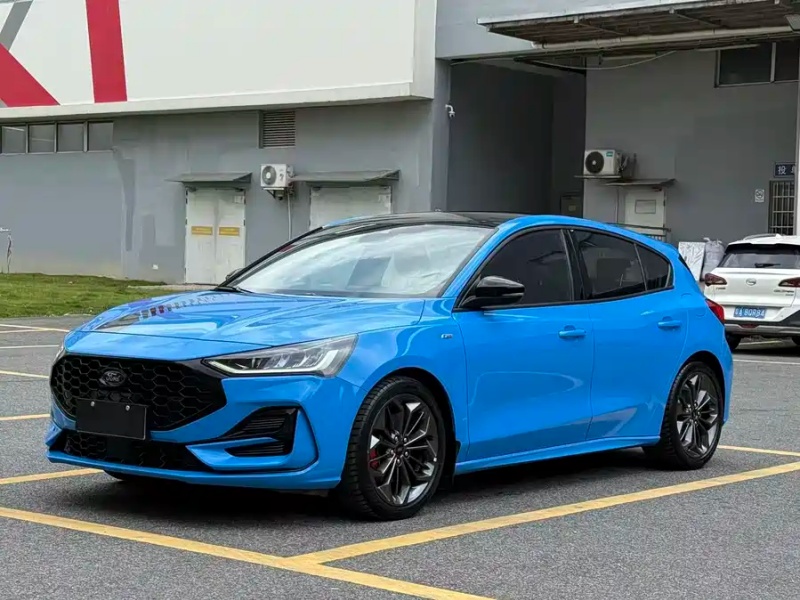 Ford Focus 2022 Hatchback EcoBoost 180 Automatic ST Line