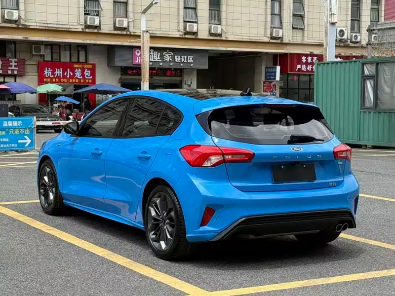 Ford Ford Focus 2022 Hatchback EcoBoost 180 Automatic ST Line