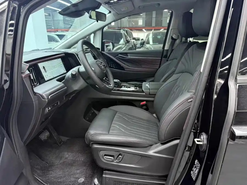 GAC Trumpchi GAC Trumpchi M8 2026 2.0T Premium Edition