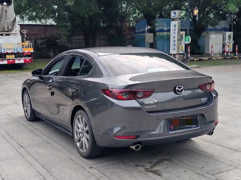 Mazda Mazda 3 Axela 2020 2.0L Automatic Elegant Edition