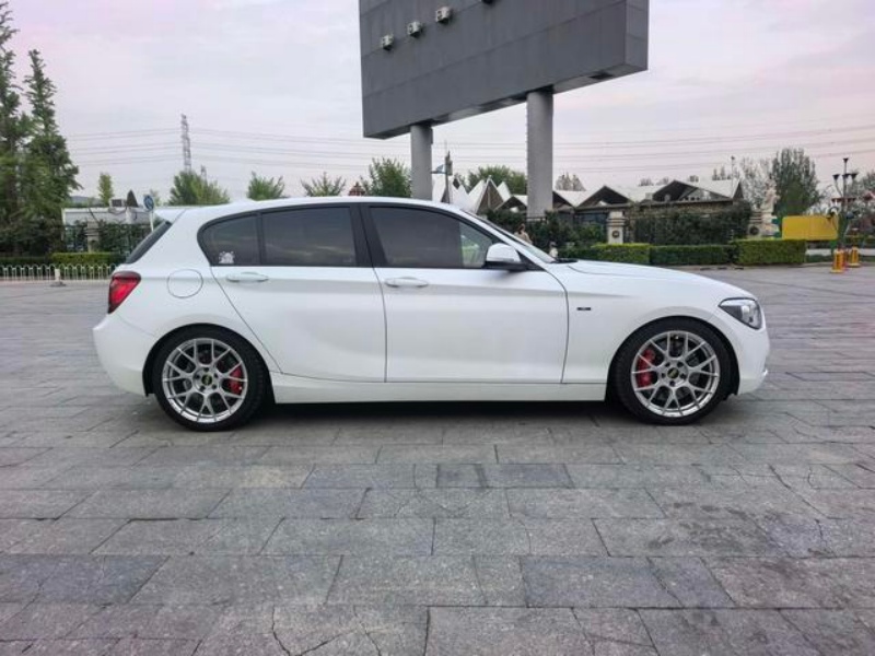 BMW BMW 1 Series (Imported) — 2013 Model (Facelift) — 118i Sport — 128,100 km