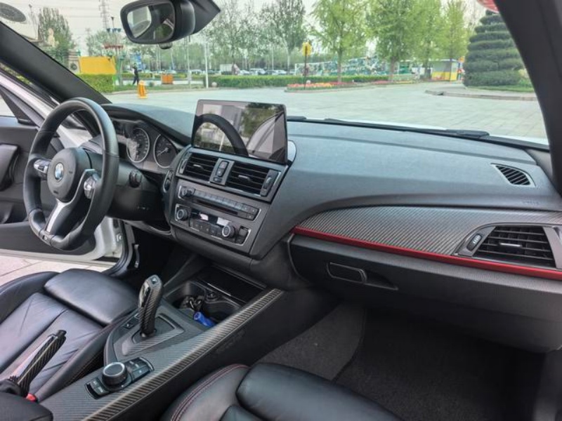 BMW BMW 1 Series (Imported) — 2013 Model (Facelift) — 118i Sport — 128,100 km