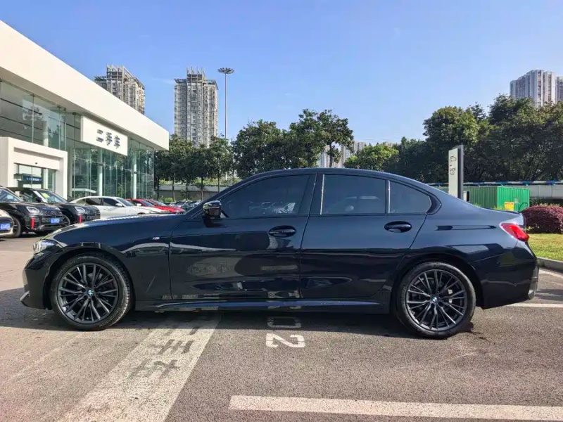 BMW BMW 3 Series 2024 325i M Sport Night Package