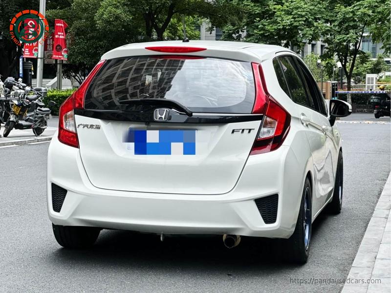 Honda 2016 Fit 1.5L LX Manual Comfort Version
