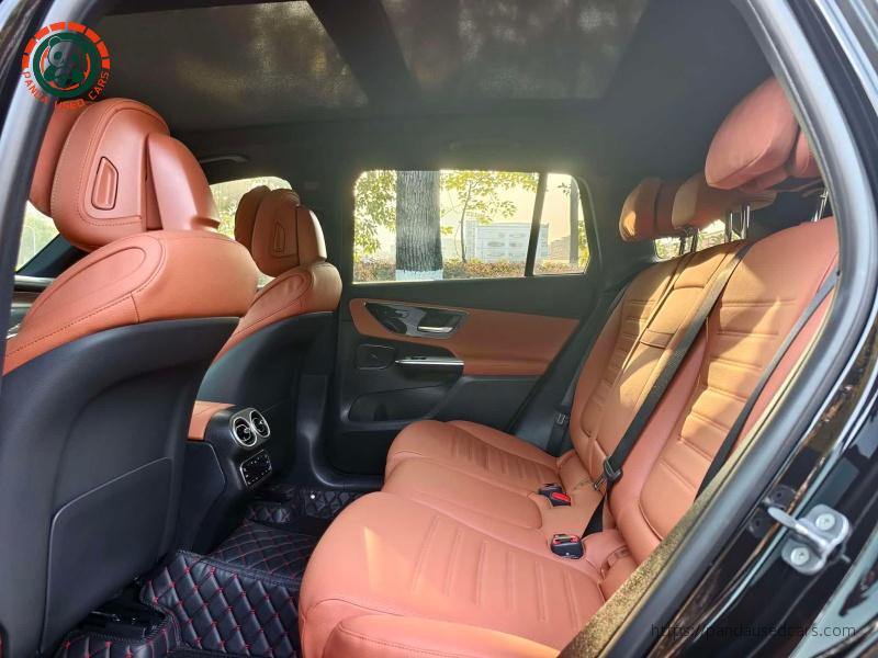Mercedes-Benz 2024 Mercedes-Benz GLC GLC 260 L 4MATIC Dynamic 5-Seater