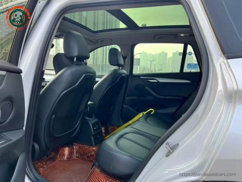 BMW BMW X1 Long‑Wheelbase sDrive18Li Lifestyle Edition