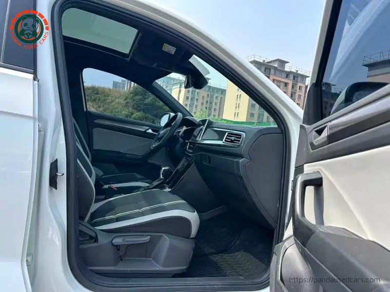 Volkswagen Volkswagen T-ROC 2023 300TSI DSG 2WD Chenguang Trim