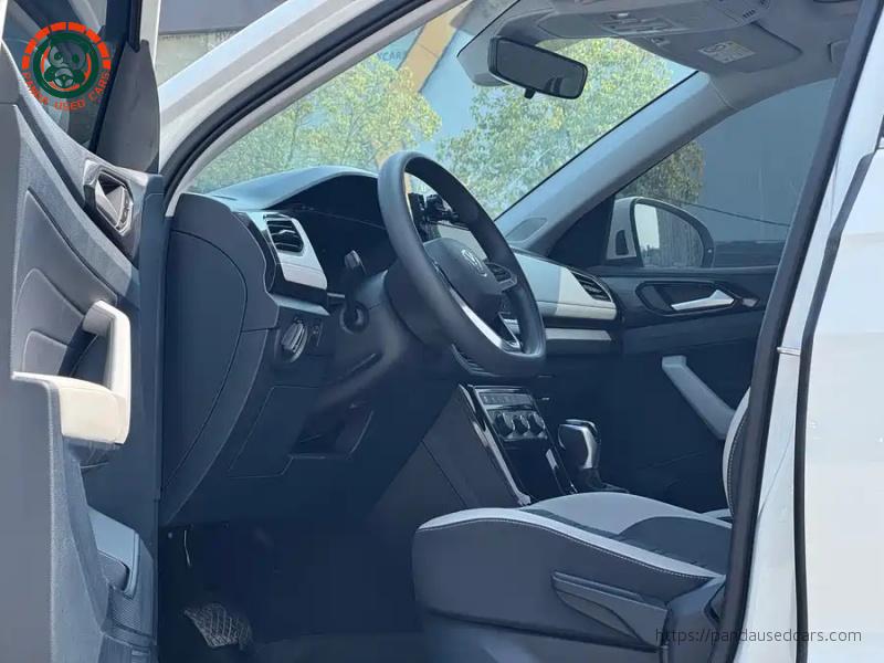 Volkswagen Volkswagen Tharu 2025 Edition 1.5L Ruiyi Trim