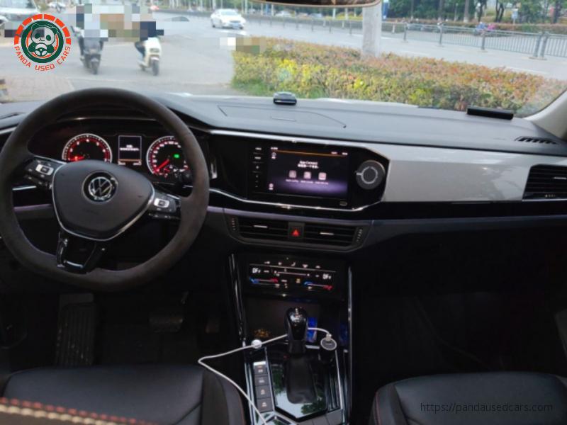Volkswagen 大众探岳 2021款280TSI 两驱豪华智联版
