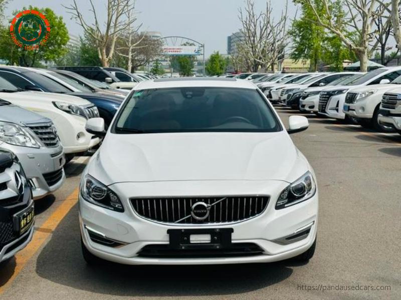 Volvo 2018 Volvo S60 S60L T5 Smart Edition, 89,100 km