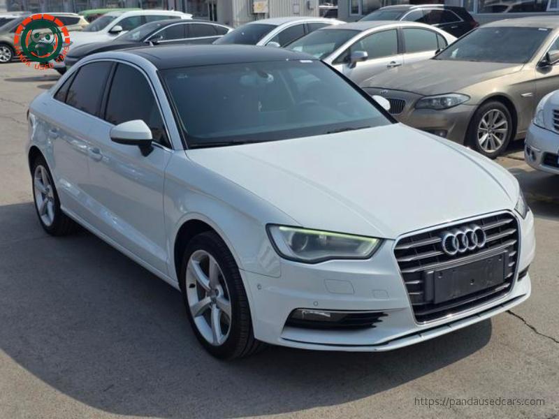Audi Audi A3 2015 Limousine 40 TFSI Automatic Luxury, 123,100 km