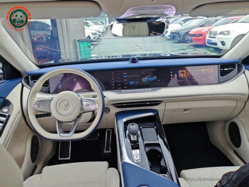 Voyah Lantu FREE 2021 Four-wheel Drive Extended Range