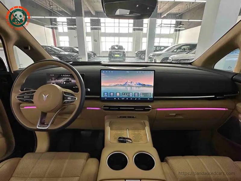 Voyah Voyah Dreamer 2025 PHEV 4WD Premium Kun Edition