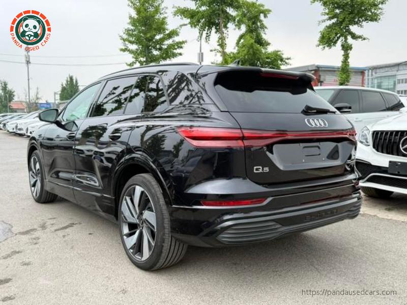 Audi Audi Q5 e-tron 2022 50 e-tron quattro Glory Edition Mech Suit