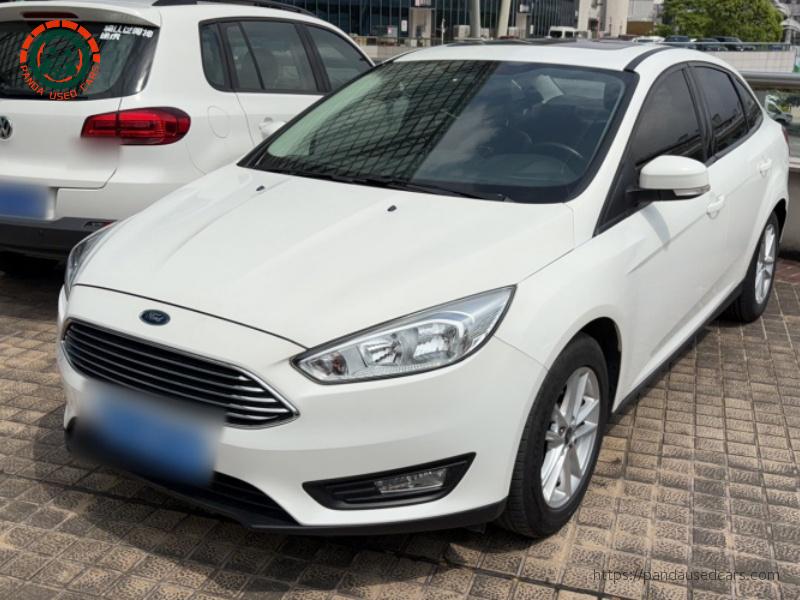 Ford Focus 2018 Sedan Classic 1.6L Automatic Fashion Smart Edition, 169,800 km