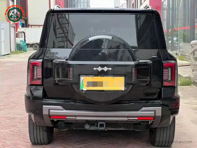Leopard Leopard 8 2025 Zhi Yong Flagship Edition 7-Seater