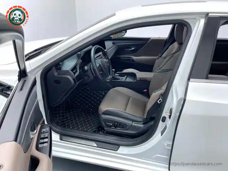 Lexus Lexus ES 2022 300h Elegant Edition