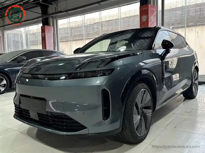Lynk & Co 08 EM-P 2025 Model 220km 4WD Performance Halo