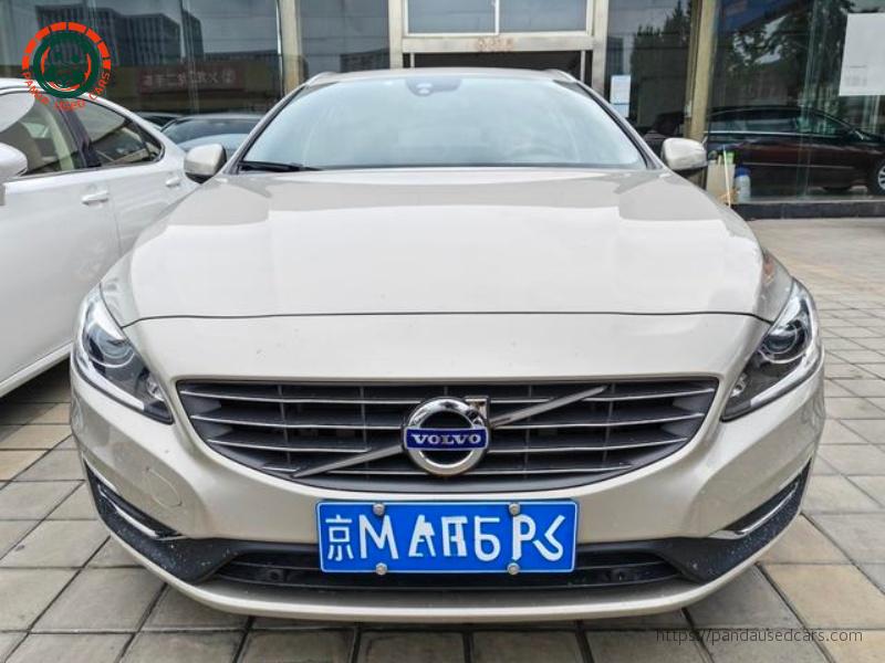 Volvo 2017 Volvo V60 T5 (Momentum) — China V Emissions Standard — 82,300 km
