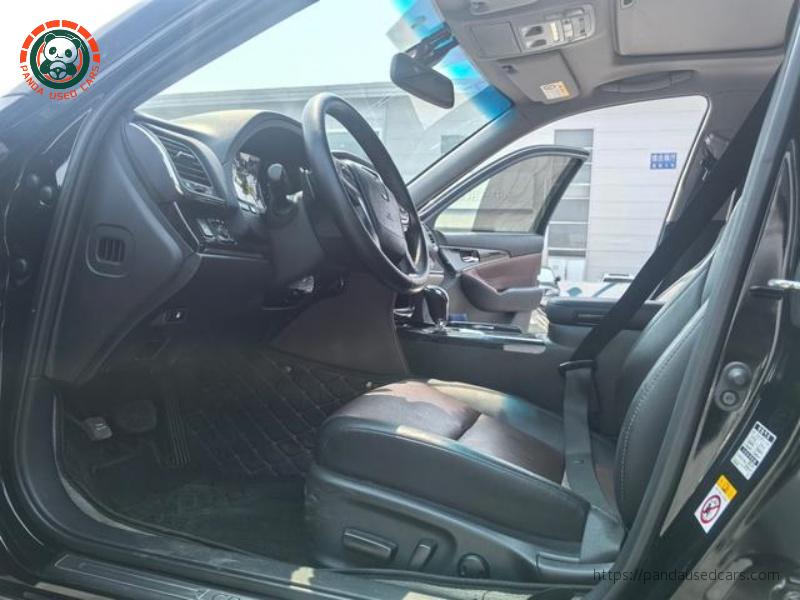 Toyota Crown (2018 Model) 2.0T Sport Edition — 69,000 km