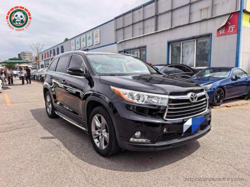 Toyota Highlander (2015 Model) 2.0T 4WD Luxury Edition, 7-Seater — 132,000 km