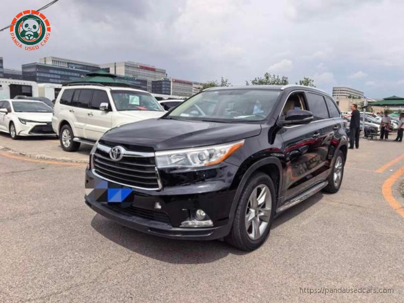 Highlander (2015 Model) 2.0T 4WD Luxury Edition, 7-Seater — 132,000 km