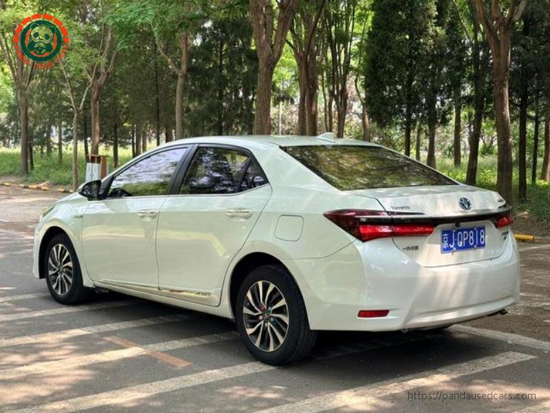 Toyota 2017 Toyota Corolla Hybrid 1.8L E-CVT Elite Edition (National V Emission Standard) 96,100 km