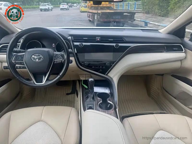 Toyota Camry 2019 2.0G Luxury Edition China V Emission Standard