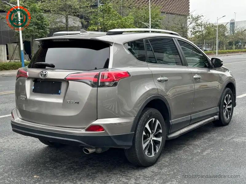 Toyota Toyota RAV4 2016 2.0L CVT 2WD Fashion Edition