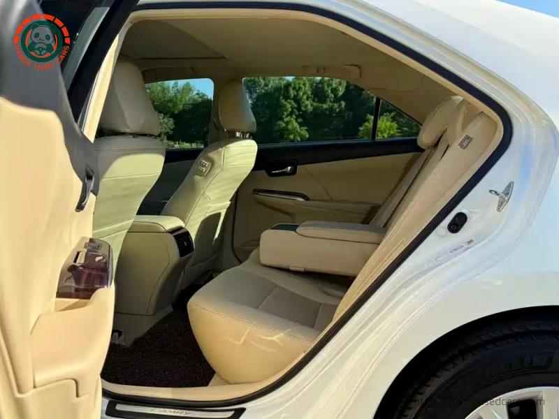 Toyota Toyota Camry 2015 Hybrid 2.5HG Luxury Navigation Edition