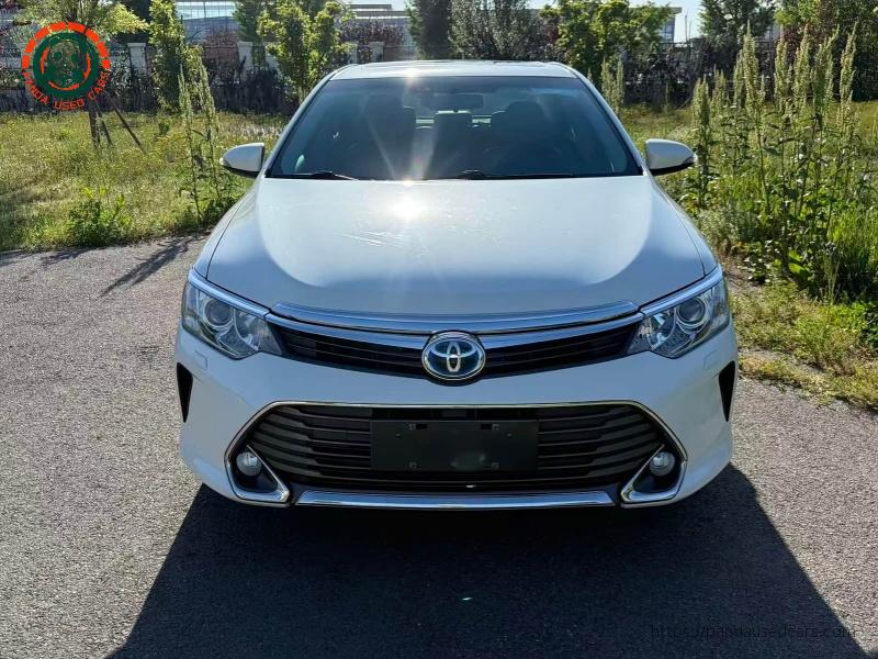 Toyota Camry 2015 Hybrid 2.5HG Luxury Navigation Edition