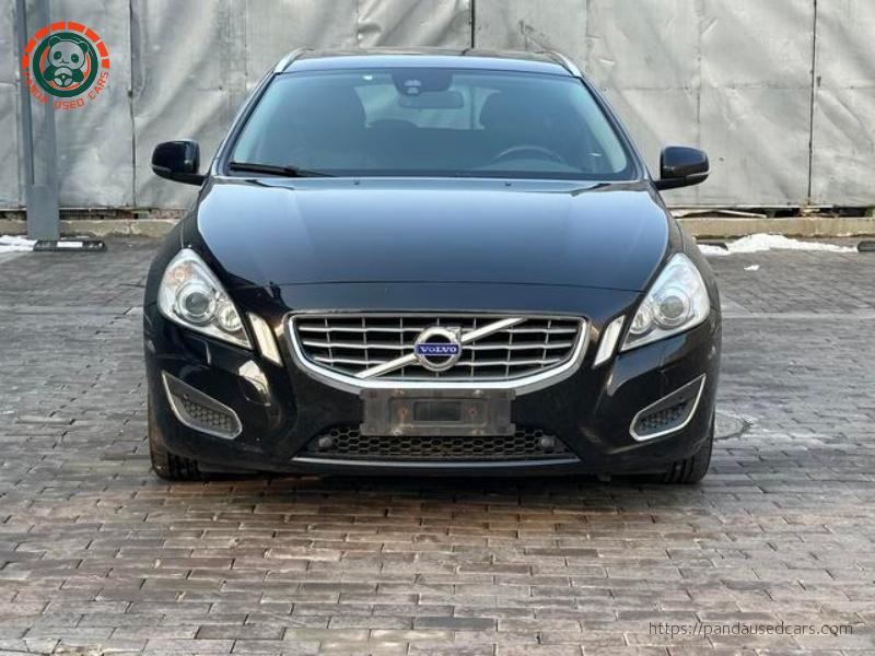 Volvo 2013 Volvo V60 T5 Smart Edition, 138,100 km