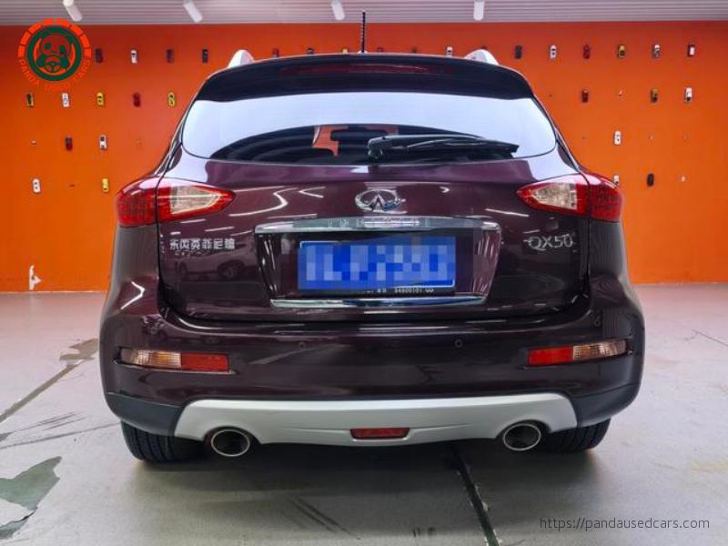 Infiniti 2015 Infiniti QX50 2.5L Yuexiang Edition — 63,100 km