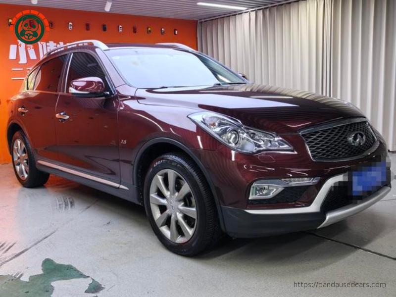 Infiniti 2015 Infiniti QX50 2.5L Yuexiang Edition — 63,100 km